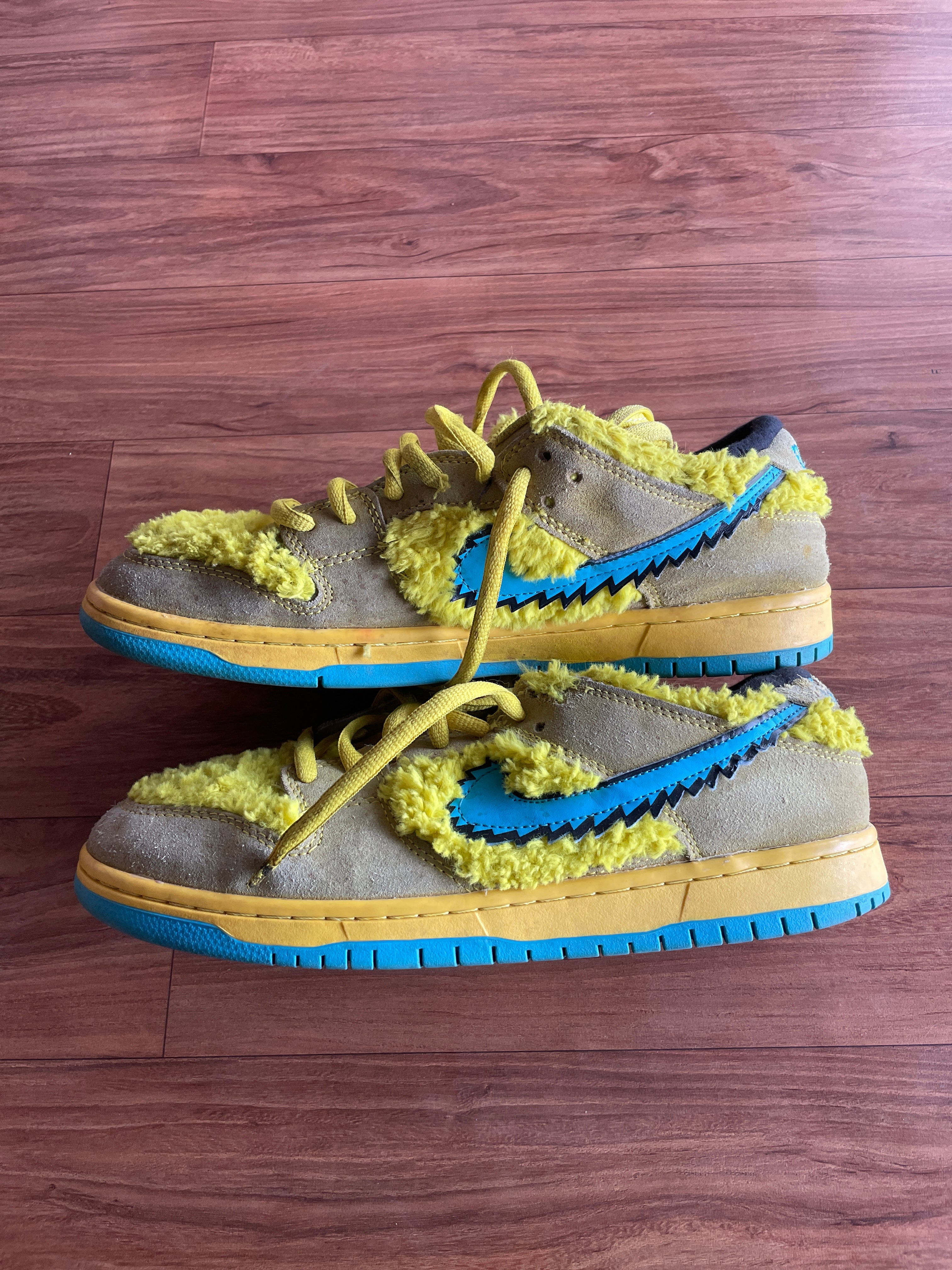 Nike SB Dunk dead bears UK10