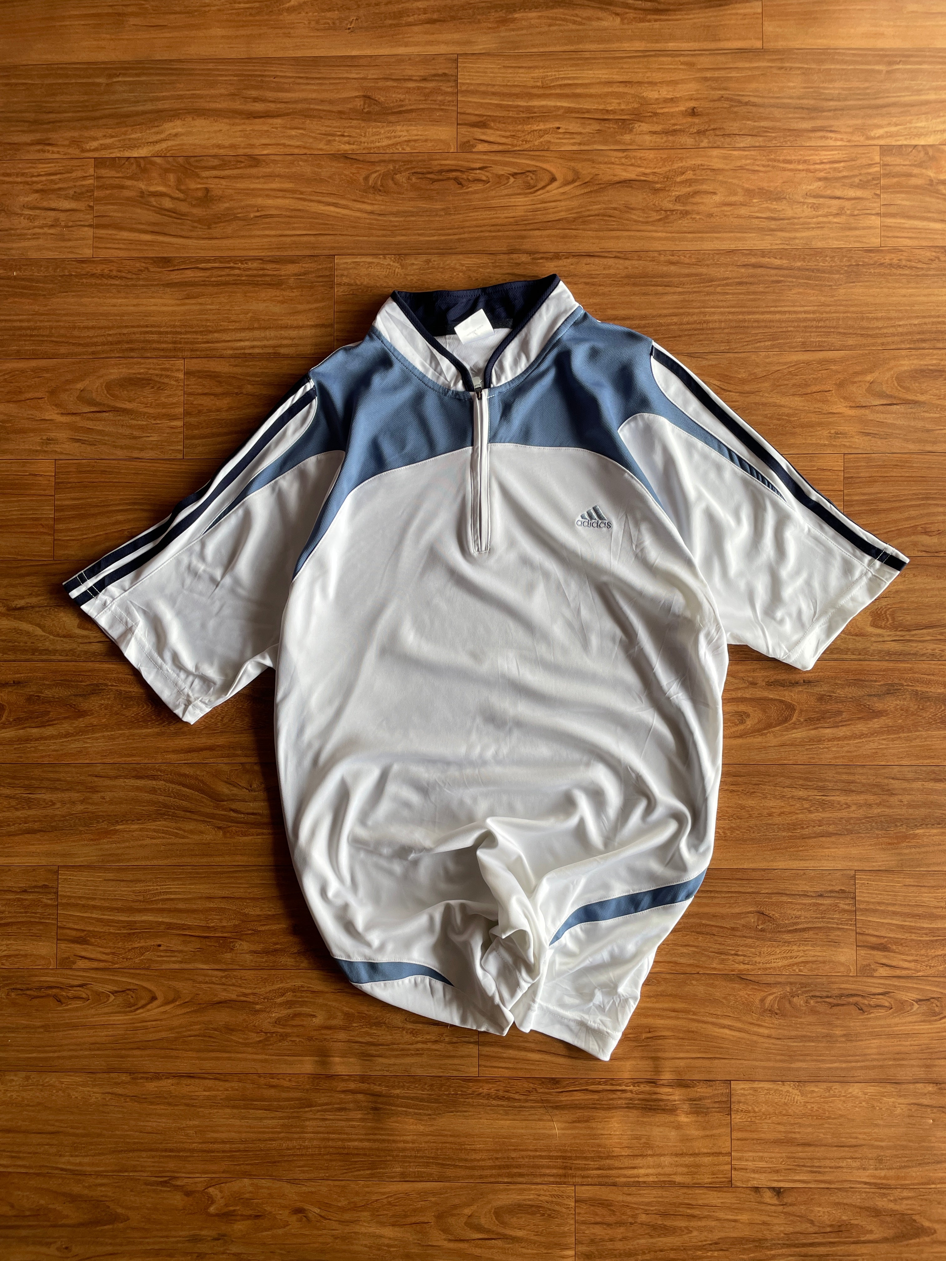 Vintage adidas(C40-42 L29)