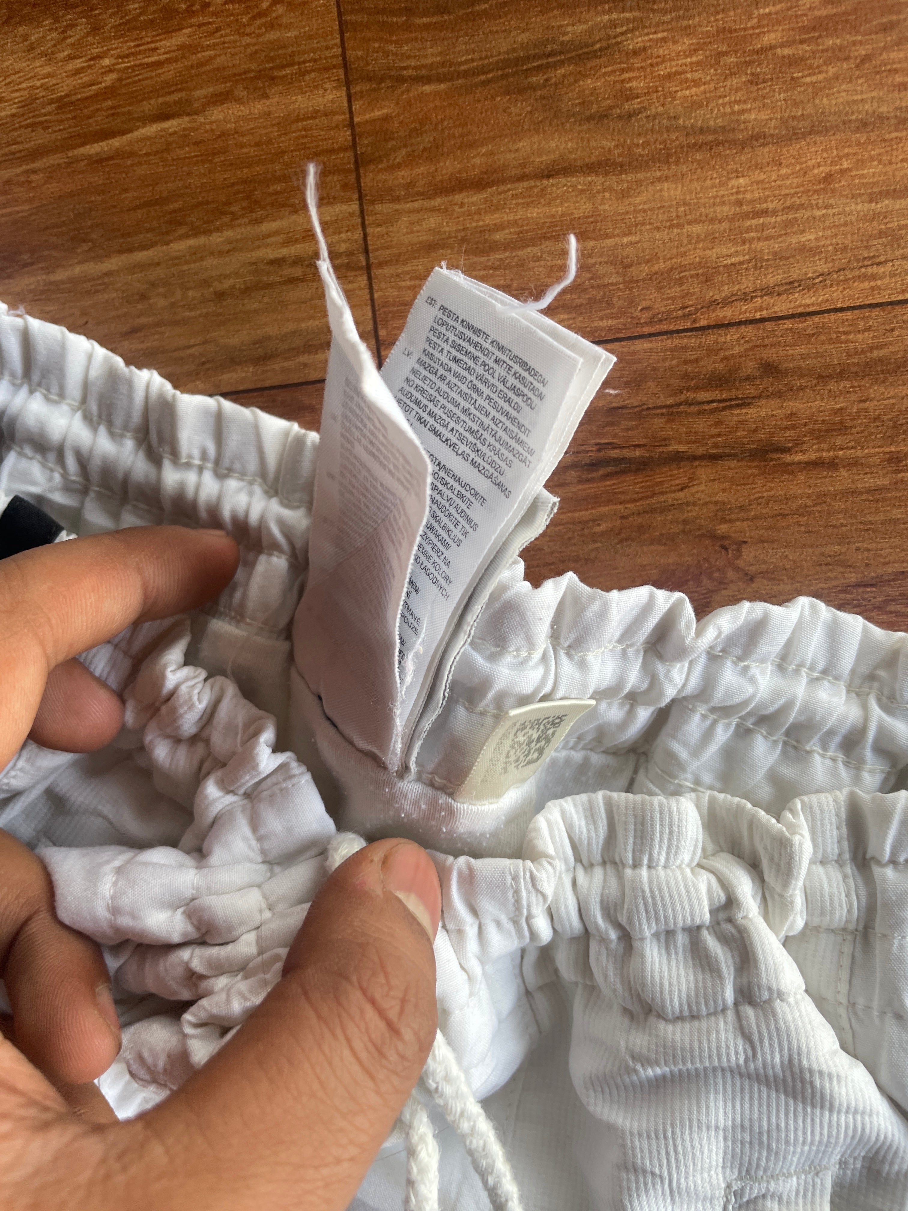 Adidas track(W32-34 L39)