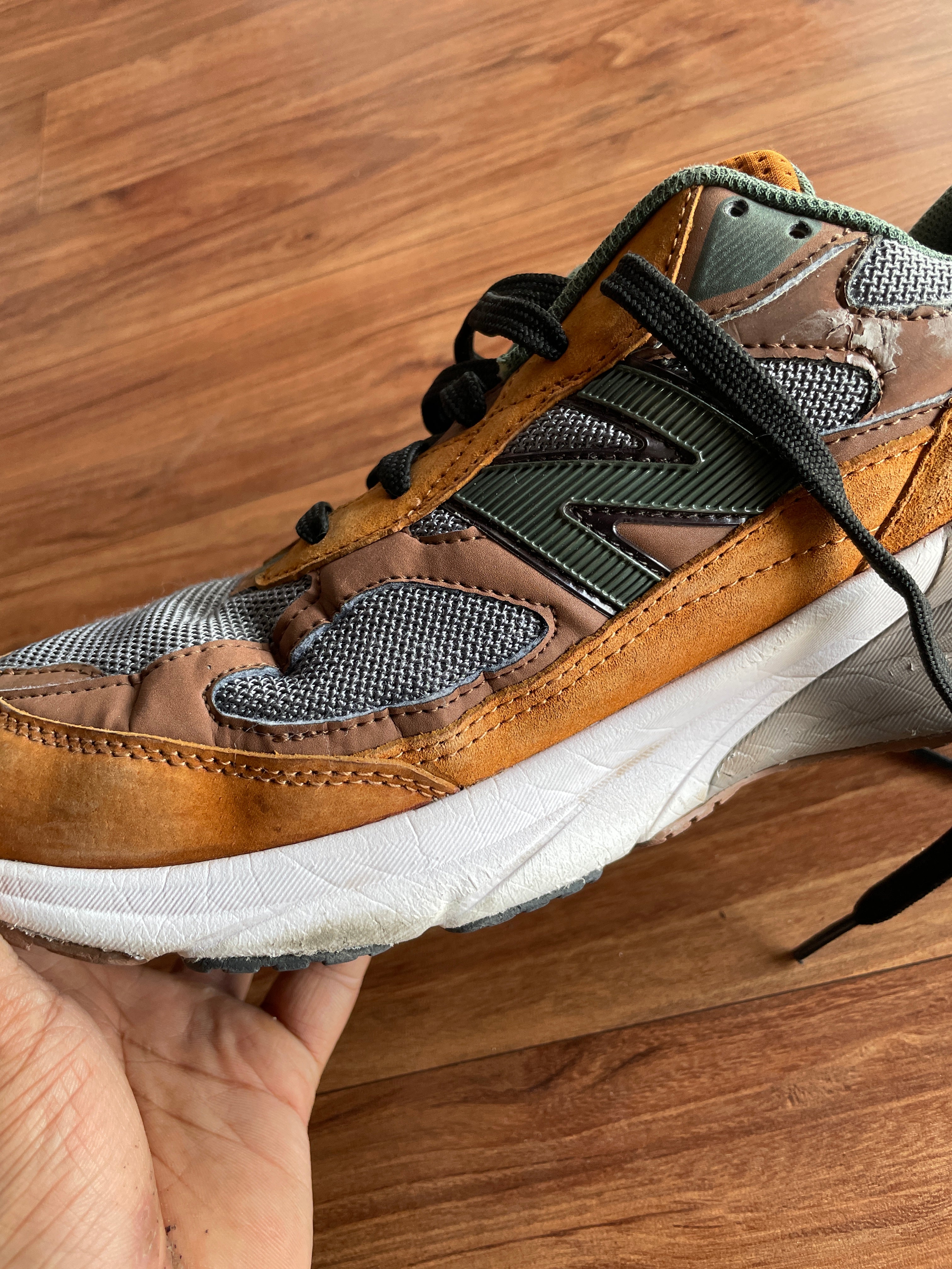 New balance X Carhartt wip 990v6 Uk10.5