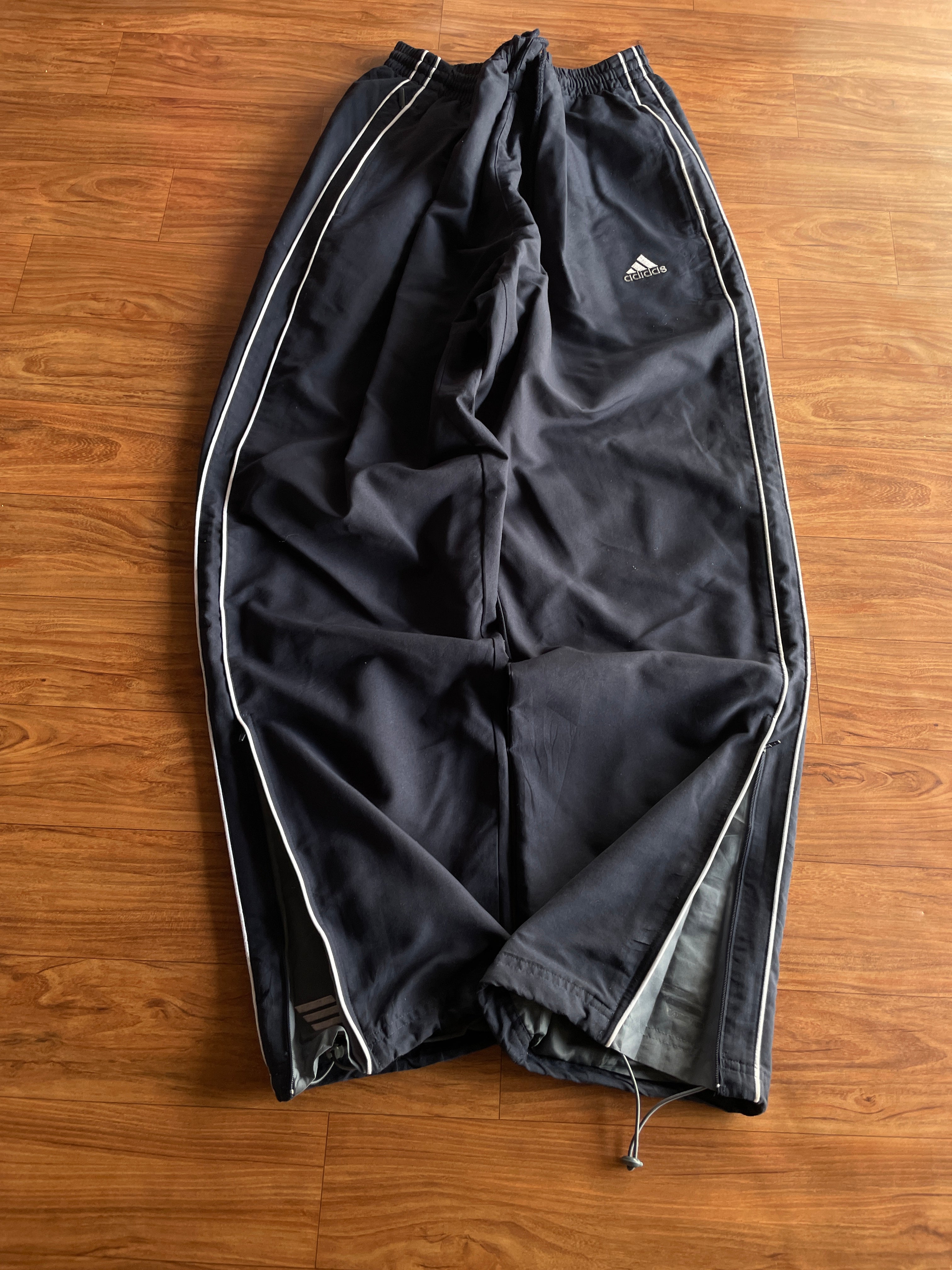 Adidas Vtg track(W34-36 L41)