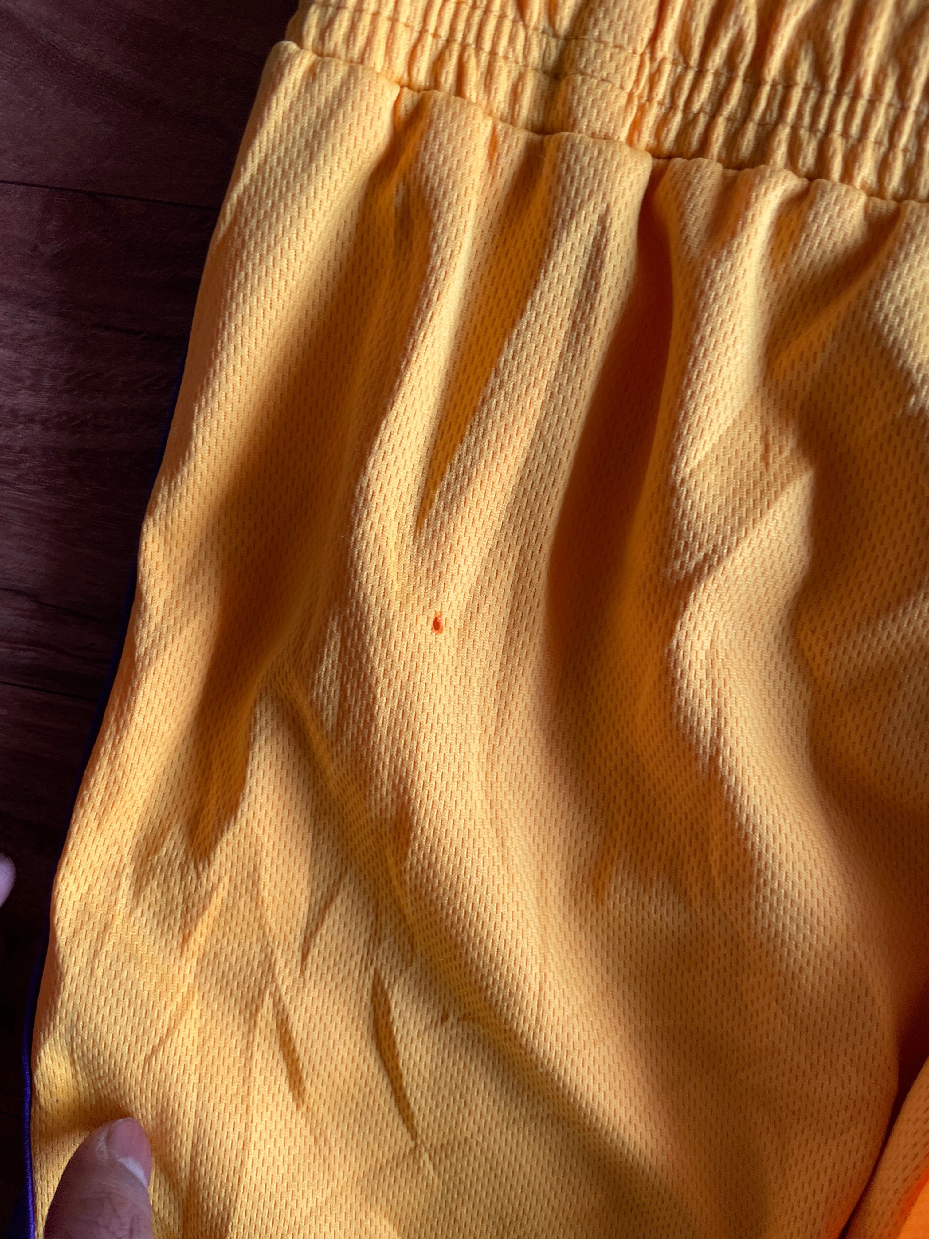 Lakers Shorts (W28-30 L20)