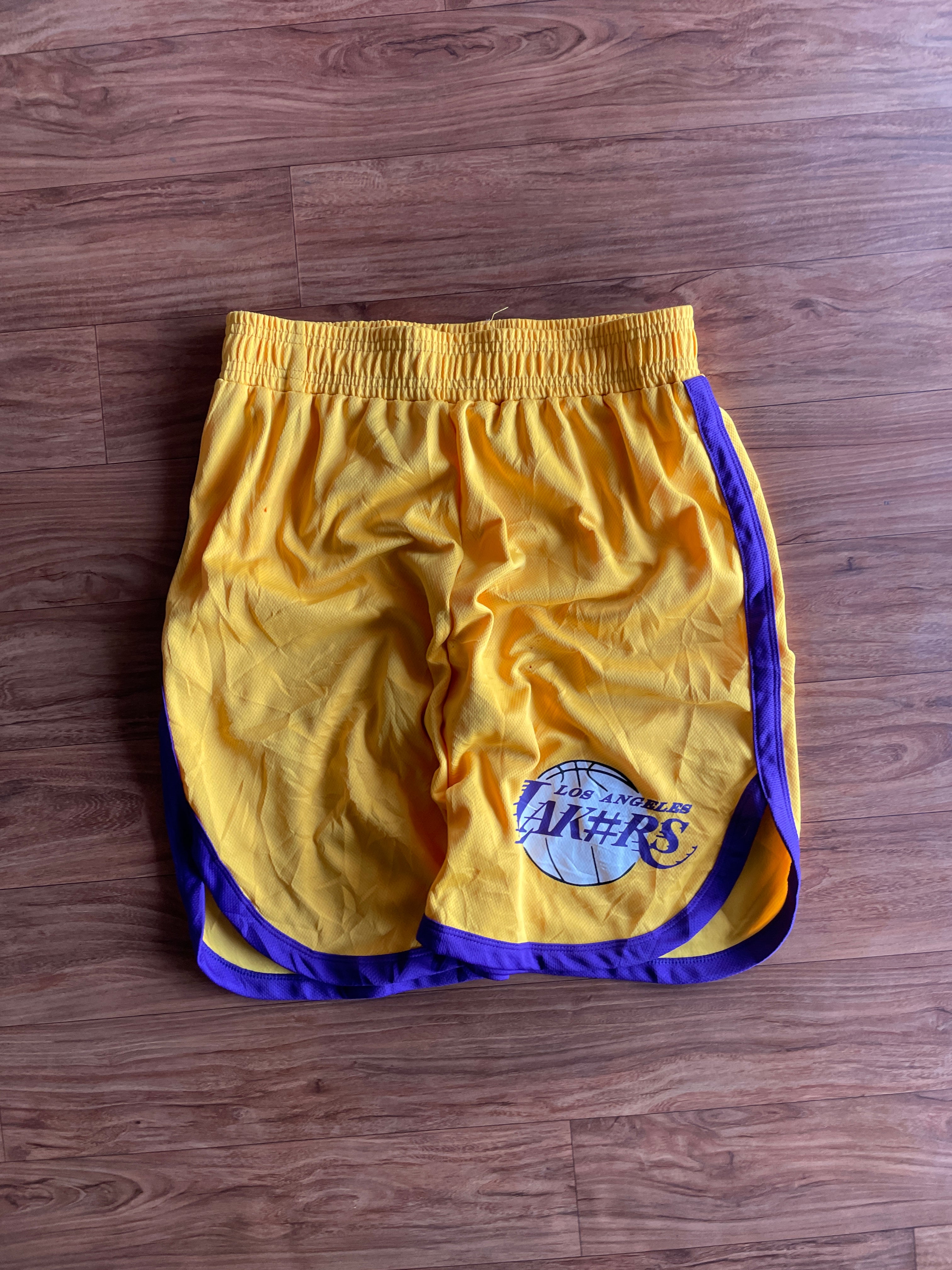 Lakers Shorts (W28-30 L20)