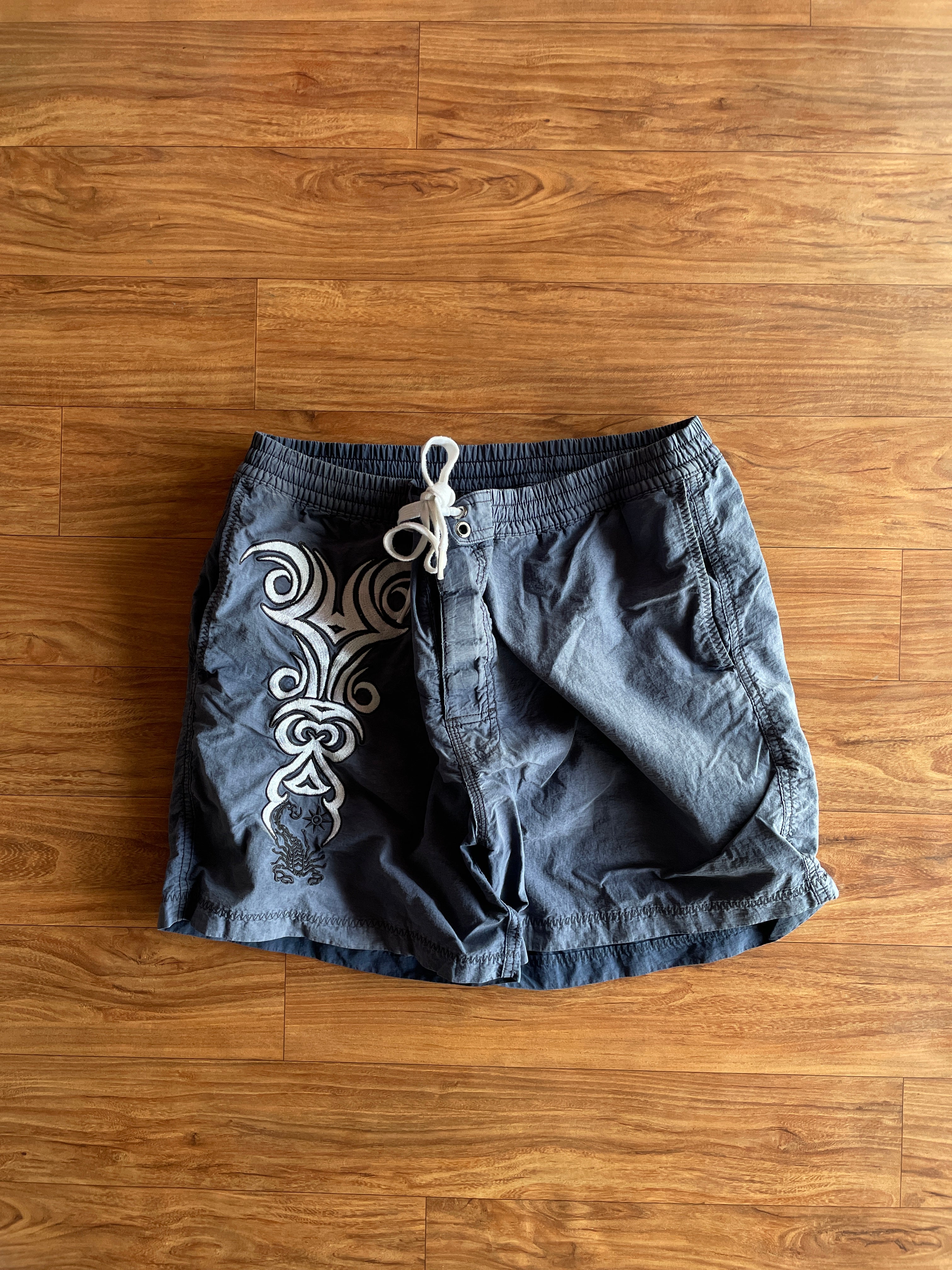 short embroidered Jort(W30-32 l15)
