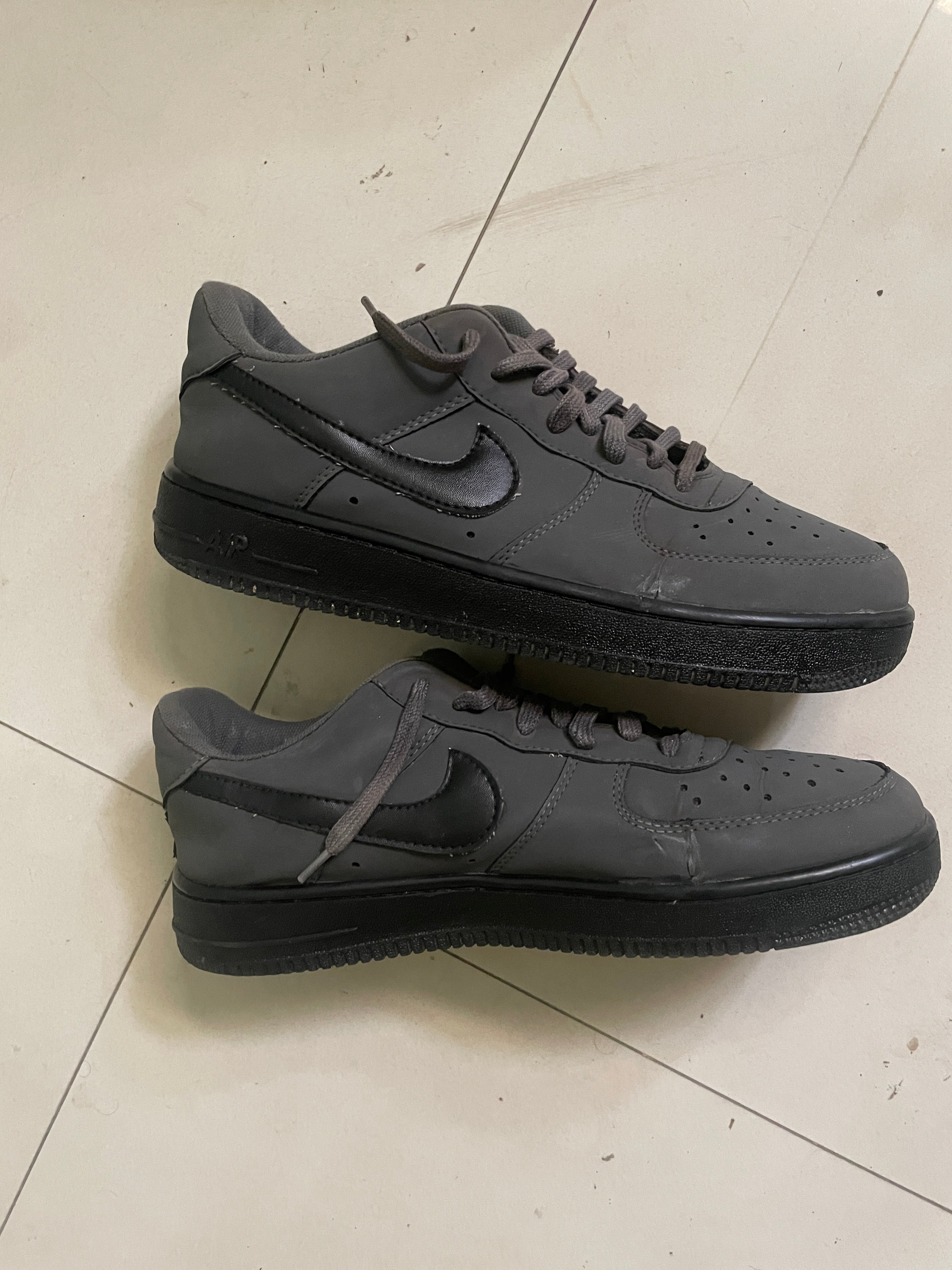 Nike airforce 1 -UK9