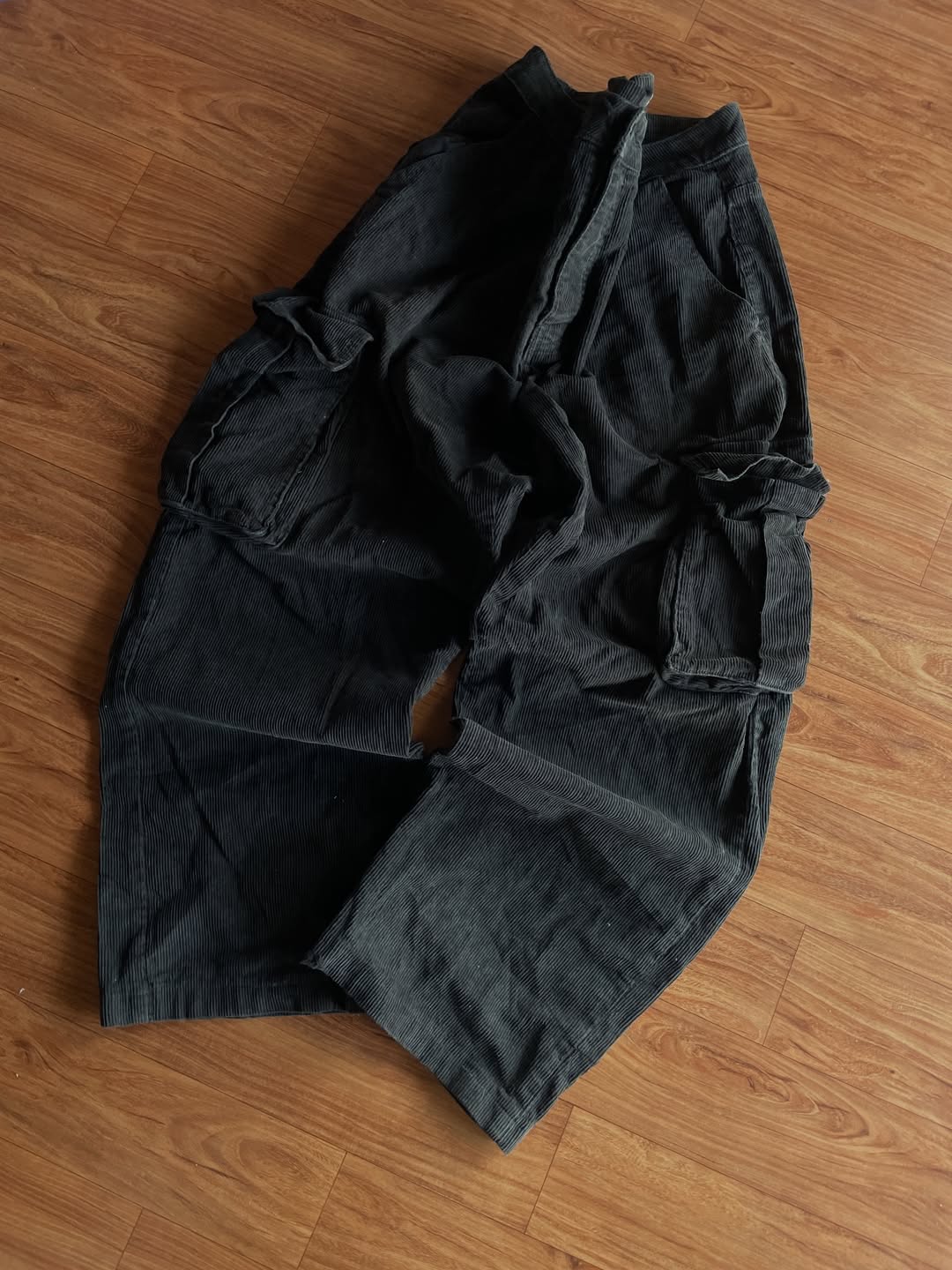 Boohoo Man black Cargo